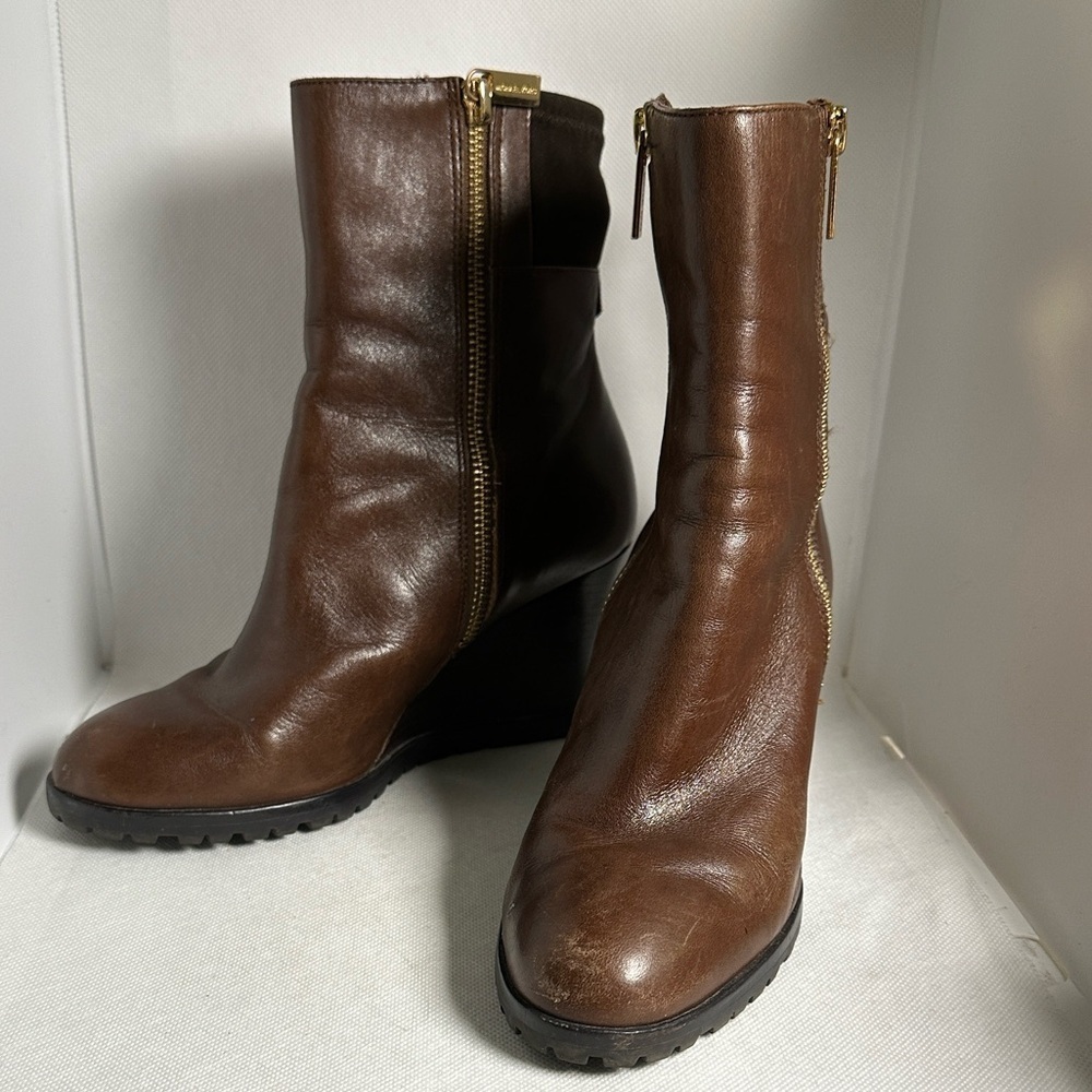 Michael Michael Kors Brown Leather Wedge Ankle Boots – Size 6M